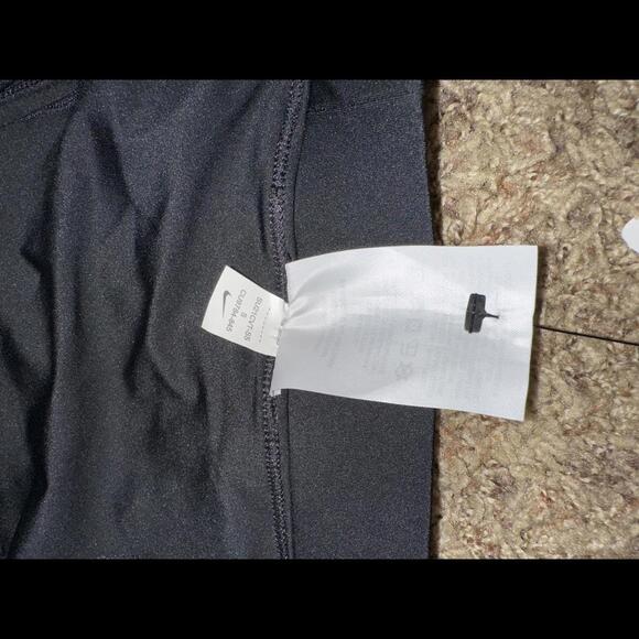 Nike Pro Women's Size Large Dri-Fit High-Waisted 3" Training Skort Sample - Picture 9 of 11